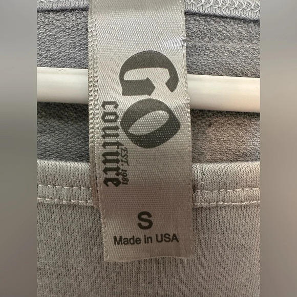 Go Couture Boatneck Dolman Sweater heart graphic NWOT - Picture 4 of 5